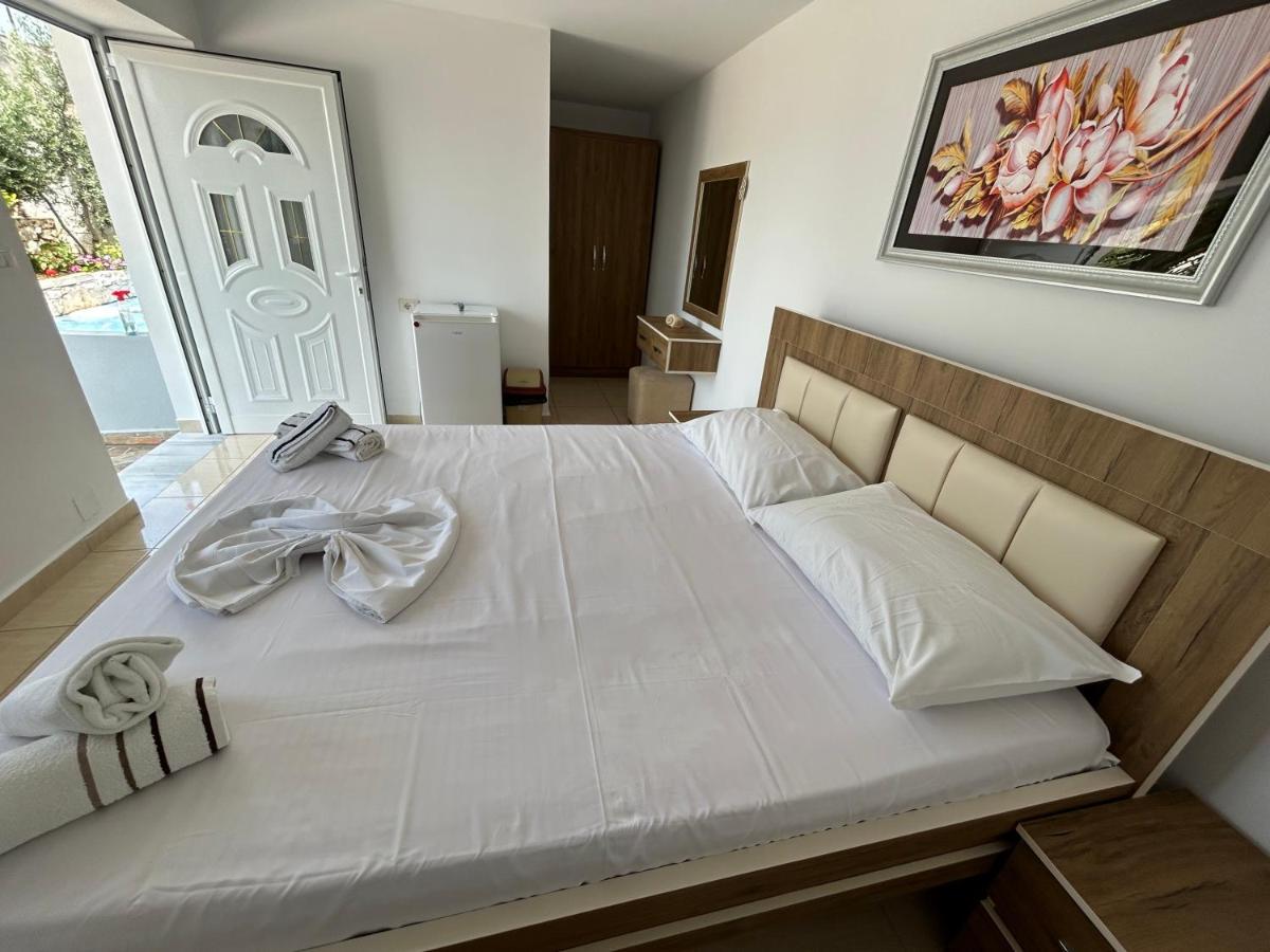 Eri Rooms Sarandë 外观 照片