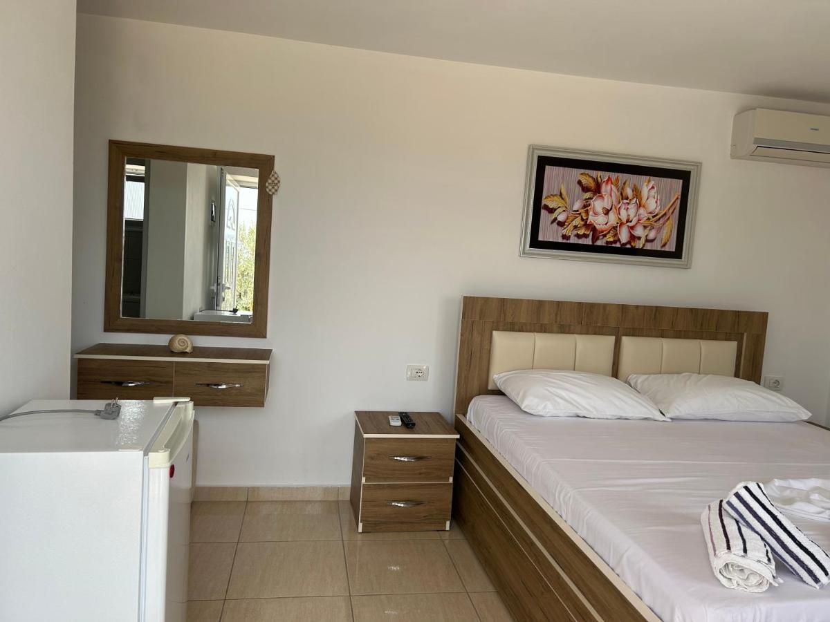 Eri Rooms Sarandë 外观 照片