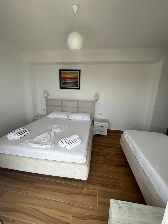 Eri Rooms Sarandë 外观 照片