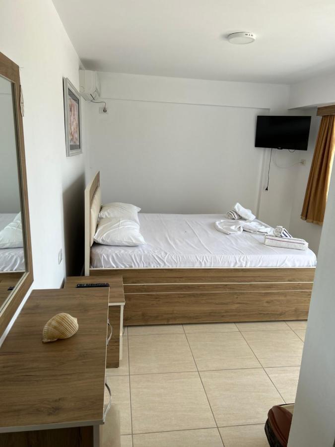 Eri Rooms Sarandë 外观 照片