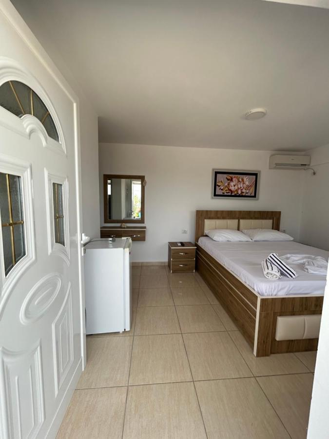 Eri Rooms Sarandë 外观 照片