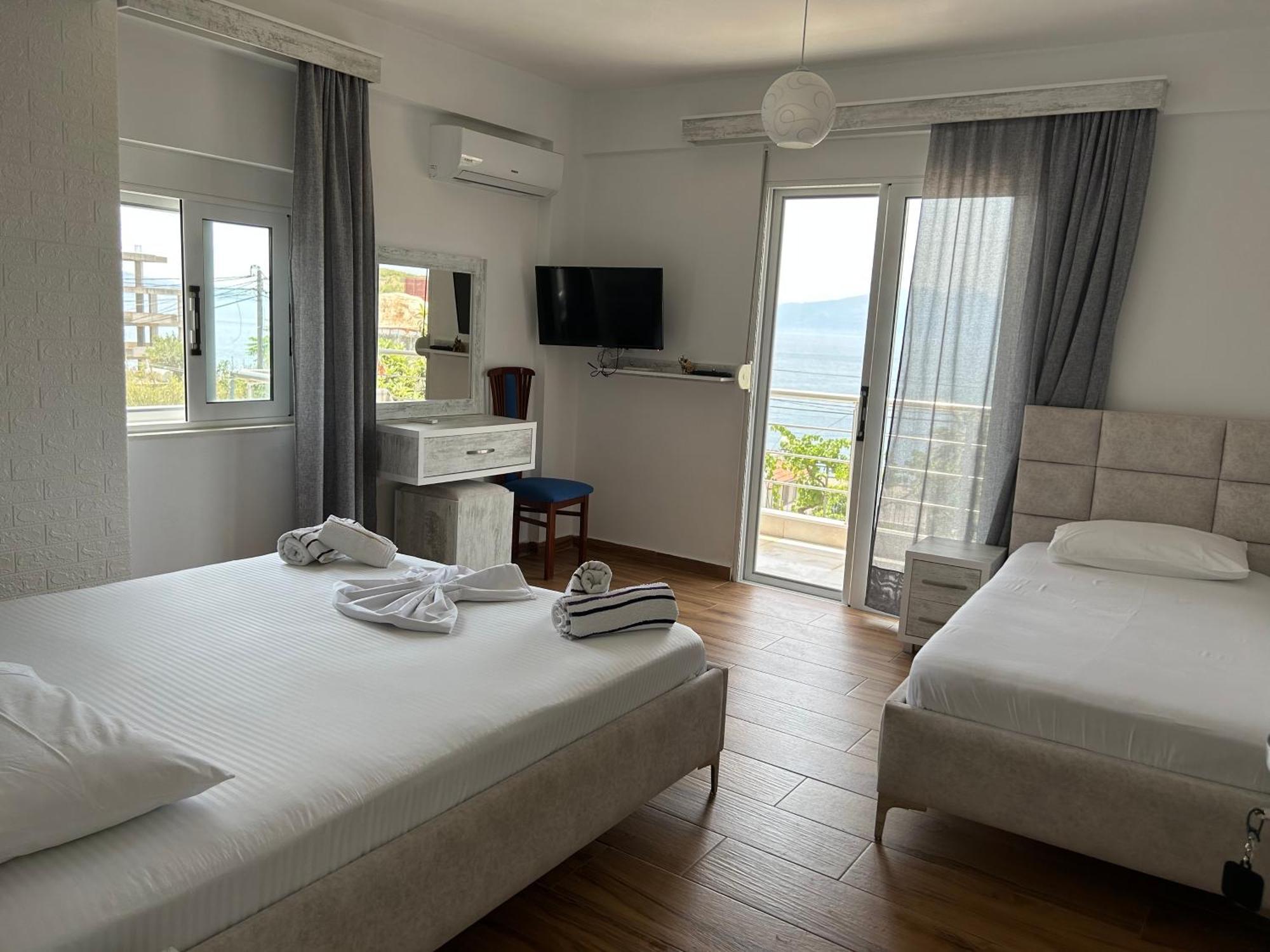 Eri Rooms Sarandë 外观 照片